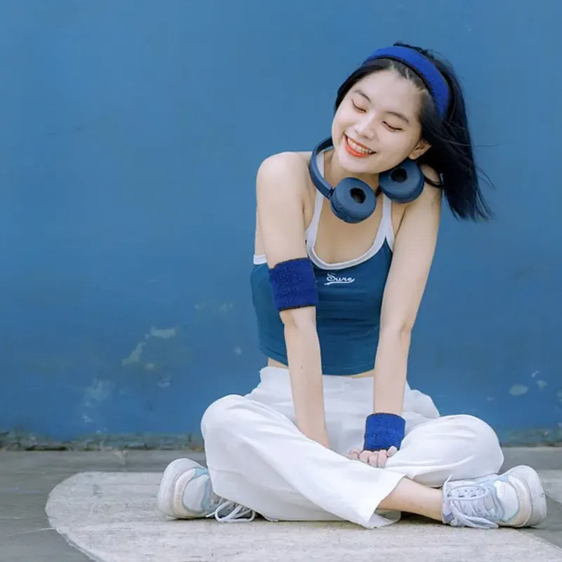 Sporty-chic fashion takes the field: the trend that mixes sport and casual style